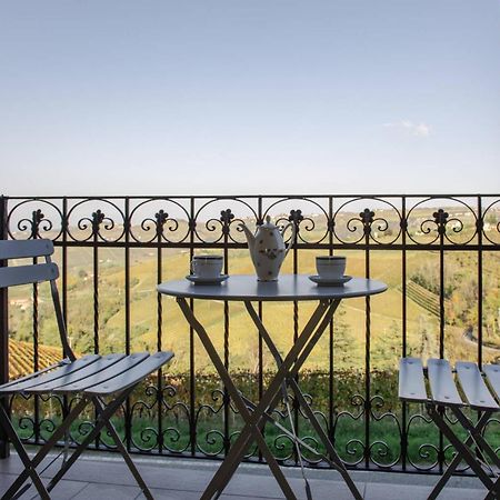 Casa Rubbo - Appartamento In Collina 'Monviso' Alba  Extérieur photo